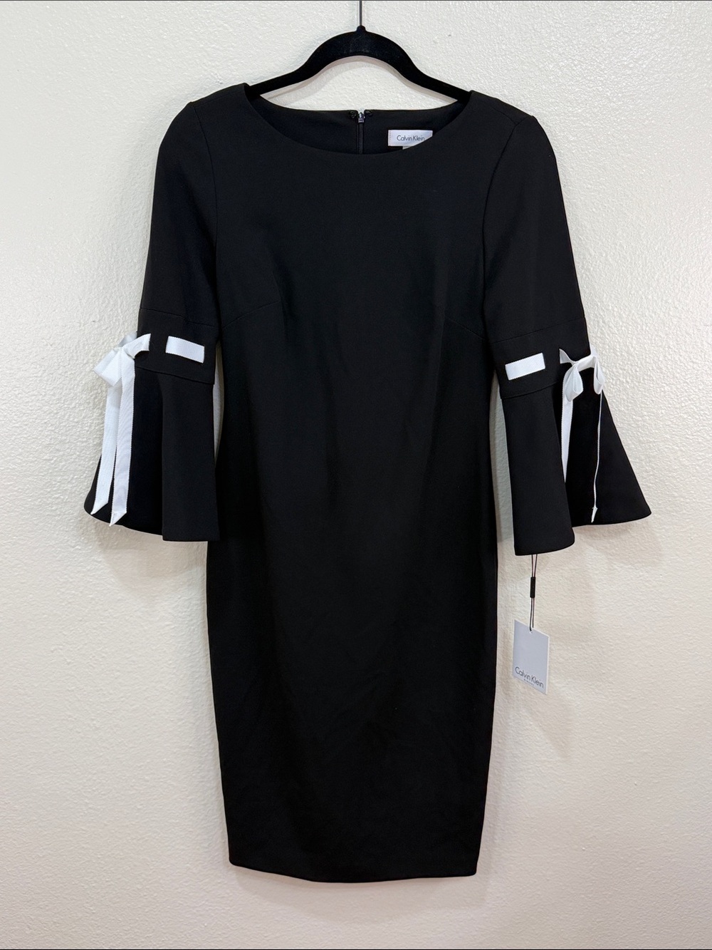 NWT Calvin Klein Black Bell‎ Sleeve Sheath Dress Size 4